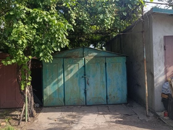 Продаётся металический гараж в автокооперативе 7 возле ОККО на Репина Измаил