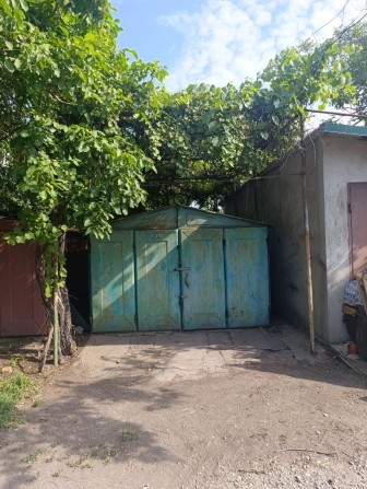 Продаётся металический гараж в автокооперативе 7 возле ОККО на Репина - фото 1