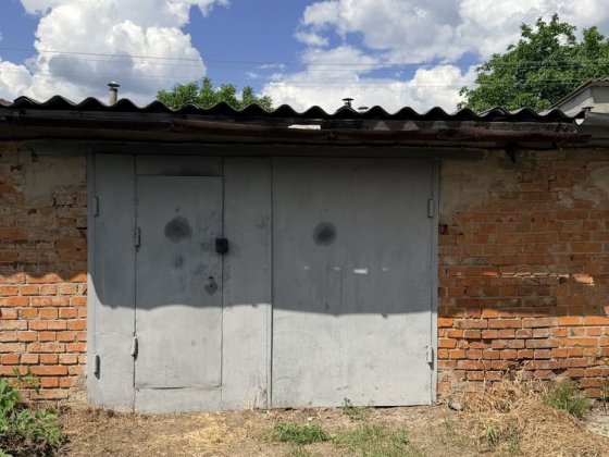 Продам гараж в Коперативі ІКАР Ніжин