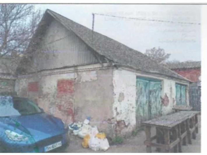 Продаж просторого приміщення (гараж) 81.4 м² в центрі Ромен, вул. Соборна, 3А - фото 1