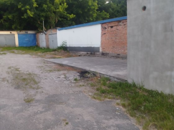 Продам місце під гараж Фастів
