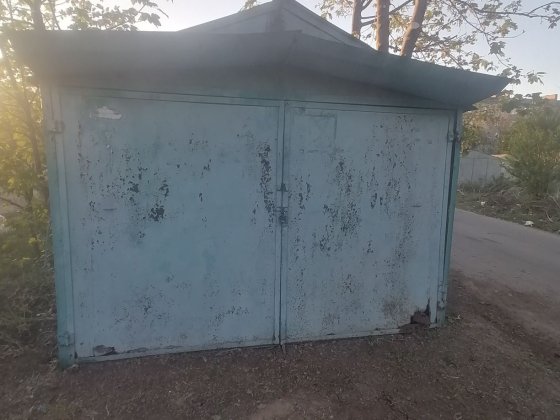 Продам гараж у районі Богдана