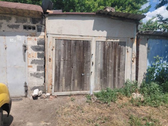 Продам гараж здам в оренду Златопіль