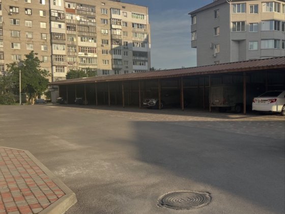 Продам паркомісце з накриттям. Вокзальна. Територія ЖК Набережний Белая Церковь