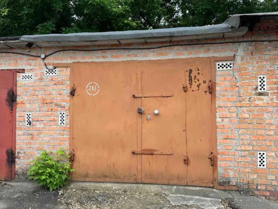 Продаю цегляний гараж Біла Церква