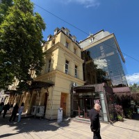 Здам офіси в центрі міста. Барикадна. 1 велкий кабінет з ТРЬОМА вікнами. 3-поверх , Гарний ремонт, к Днепр