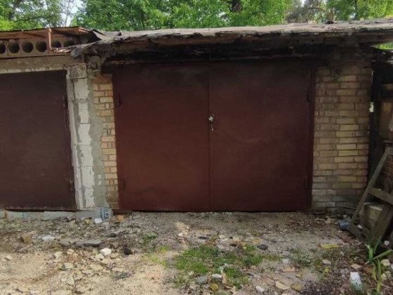 Продам гараж в Ірпені,  район Податкового Університету Ірпінь