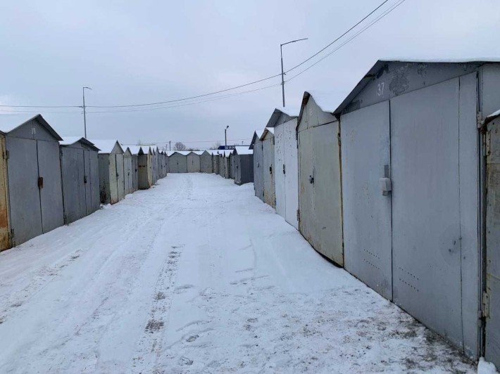 Здам гараж в кооперативі "Промінь" на Героїв Дніпра вул. Озерна 3А / вул. Північна 2 - фото 1