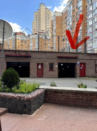 Продам паркомісце в підземному паркінгу в ЖК Оазис просп. В. Івасюка, 8 - фото 1