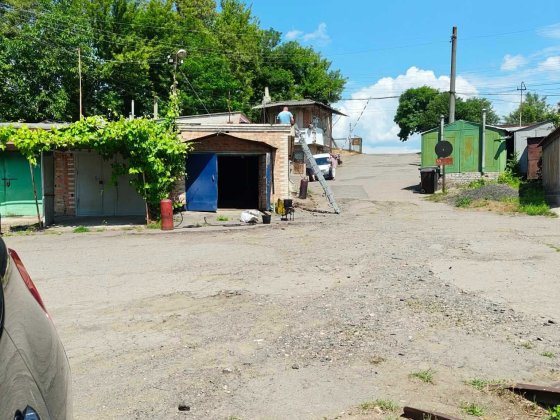Продам цегляний гараж + підвал