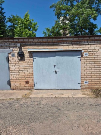 Продам гараж «Днепр» в районі 8 міської лікарні - фото 1