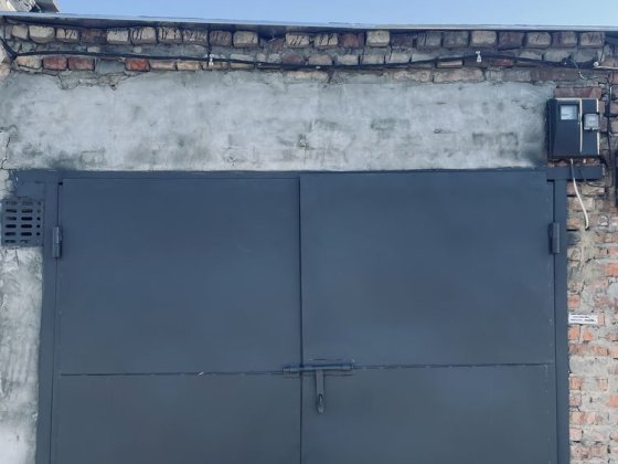 Продам гараж в коопериративі «Дворецький» по вул Нижньодворецька 41а Ровно