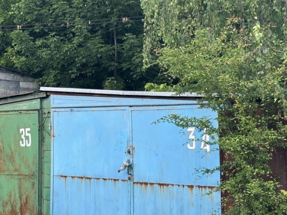 Продам просторий гараж, вул. Запорізька (гаражний кооператив) Чернівці