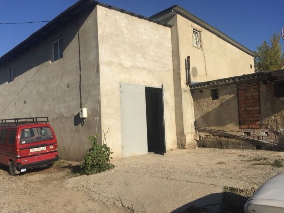 продам гараж два этажа Чернівці
