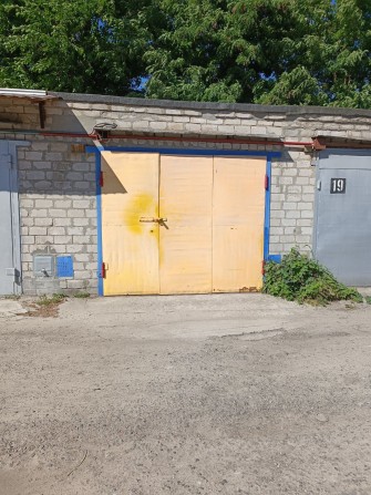 Гараж, Левобережный-3. - фото 1