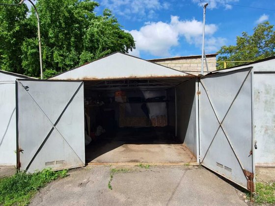Продаж окремого гаража під легкове авто. Центральний ринок, Замостя