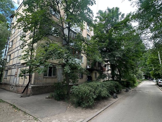 Продам 1к квартиру вул. Краснопільська ,6 під ремонт Днепр