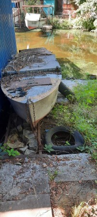 Бокс на втором причале с лодкой и местом. - фото 1