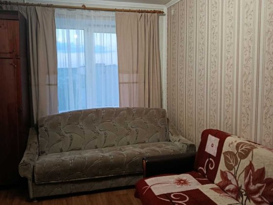 Здається кімната в гуртожитку. Власна душова. Ціна з комунальними. Умань
