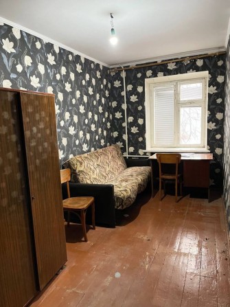 Оренда кімнати в гуртржитку. 2000 грн + кп. Текстильників 8 - фото 1
