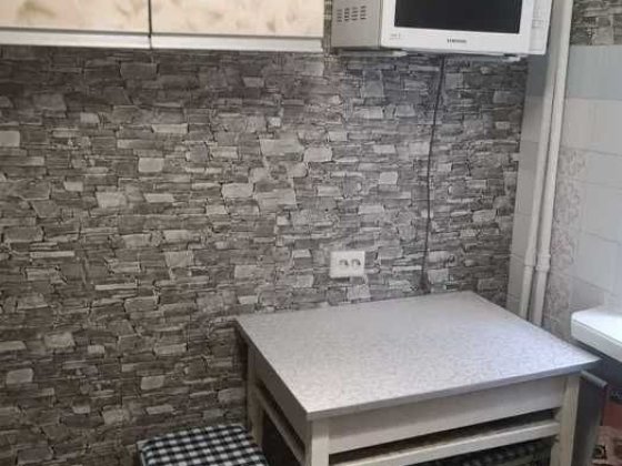 Здається гуртожиток на Шерстянці, є гаряча вода, 2500 за все Чернігів