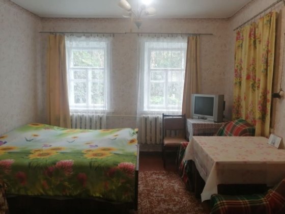 Сдаётся комната для женщины в частном доме. Дніпро
