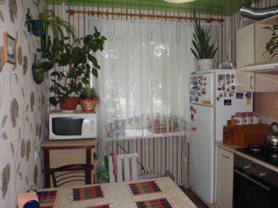 для дівчини койкомісце 3500 грн.на Юності знизу Винница