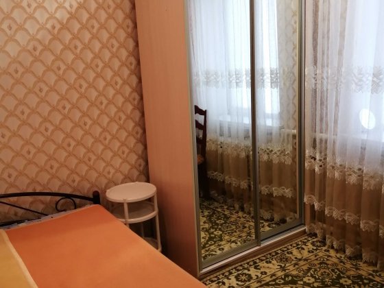 Кімната. Шпалерний ринок. Академ.Хозяйка. Петропавлівська Борщагівка