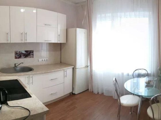 Продаєтся 1 кімнатна квартира в   ул. Гмири 16 ЖК Патріотика Дарницький район Позняки Київ