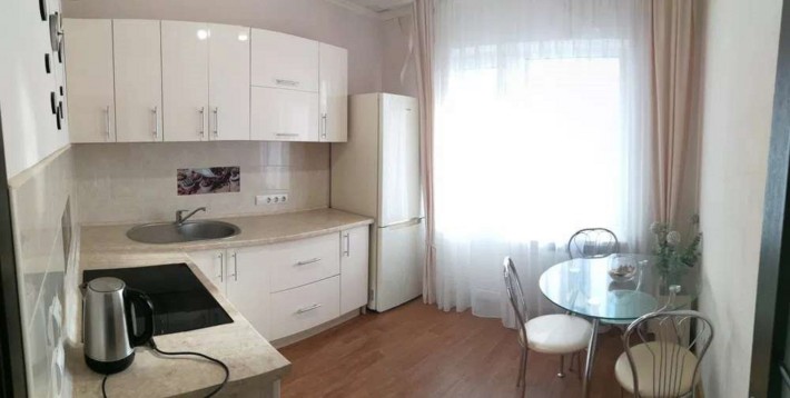 Продаєтся 1 кімнатна квартира в   ул. Гмири 16 ЖК Патріотика Дарницький район Позняки - фото 1