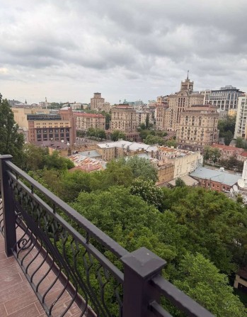 Продаж 4-к квартири вул. Євгена Чикаленка 23б - фото 1