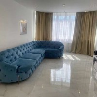 Продам простору 2х кімнатну квартиру , вулиця Чавдар,13 Киев