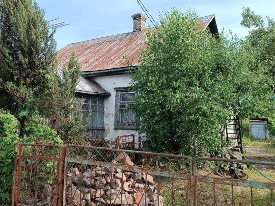 Здам стару хату на довгий термін м.Сарни Сарни