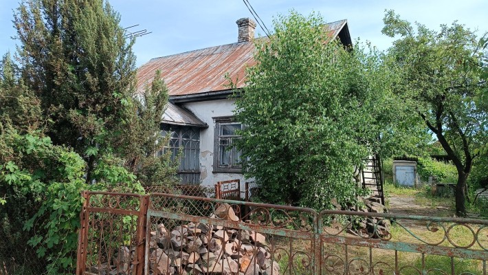 Здам стару хату на довгий термін м.Сарни - фото 1