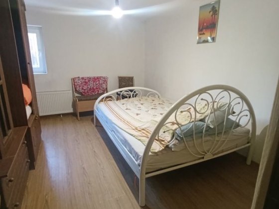 Оренда частини будинку, Катіон Хмельницкий