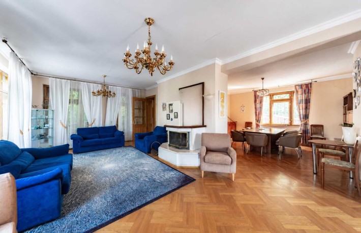 Оренда заміського будинку в Старих Безрадичах біля лісу - фото 1