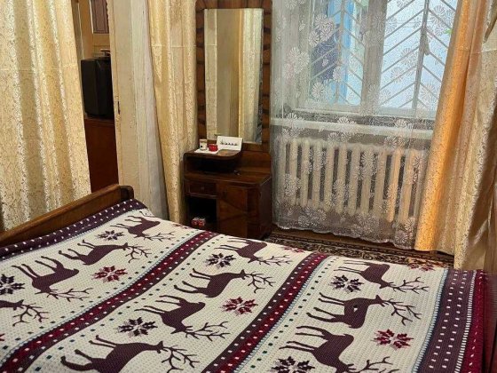 Сдам будинок в Голосіївському районі