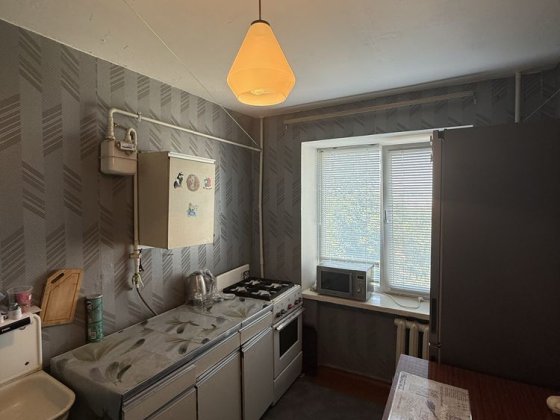 Оренда 3 кім. кв. Район міськоії лікарні. Меблі, техніка. Бердичів