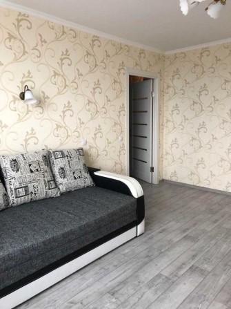 Сдается 1-ком. квартира, 45м2,  ЖК Берегиня, Вышгород. - фото 1