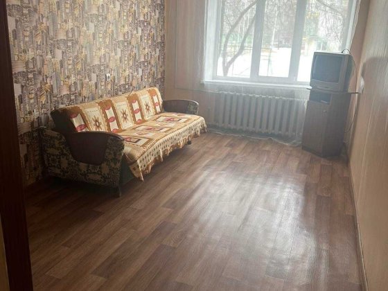 Здам  в оренду 1-но кімнатну квартиру м.р.Київська на довготривалий термін Коростень