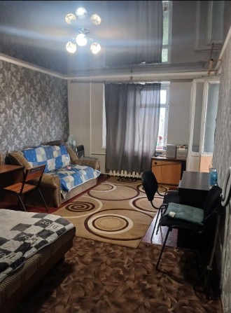 Сдам 1 комнатная квартира  в центре Славянска сдаю однокомнатную  квартиру с мебелью и техникой на л - фото 1