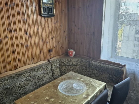 Довготривала оренда 3-кімнатної квартири з гарним краєвидом Шептицький