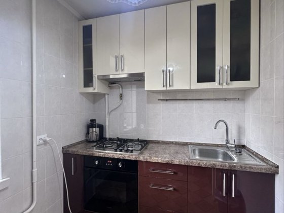 Оренда 1к Словʼянка за мед. Університетом 12000 Зарванцы