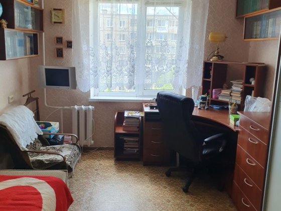 Сдам 2к Пропект Слобожанский .