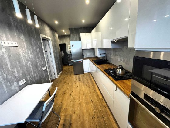 Оренда 1к. кв-ри ЖК Family-2 вул. Сімейна,3 45м2 2-й поверх Мегамаркет Гатне