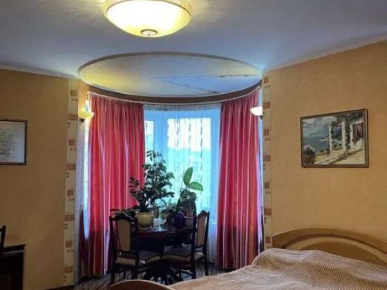 Продаж 2-к квартири Дніпровська набережна 26а Дарницький район Киев