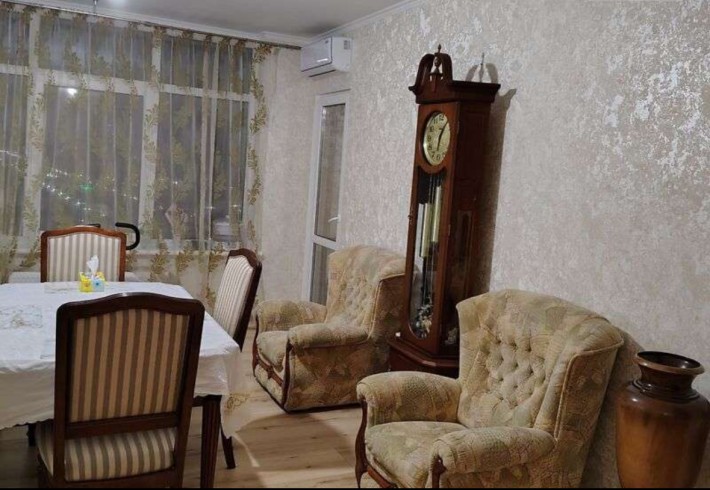 Продаж 2-кімнатної квартири Сверстюка Євгена (Раскової) вул.6д - фото 1