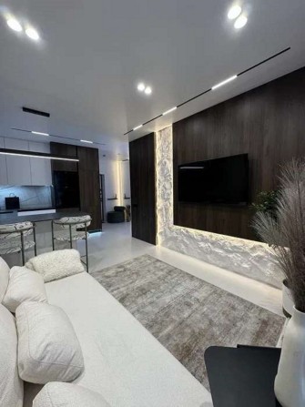 Квартира з новим авторським ремонтом 42 м² продуманого простору ЖК Great - фото 1