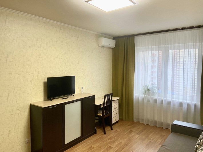 Продаж 1 кімнатної квартири ЖК Патріотика Софії Русовой 3 Дарницький  район Позняки - фото 1