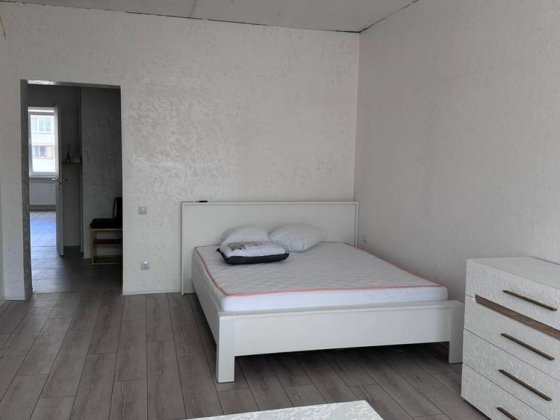 Здам довгостроково квартиру у новобудові Лиманка